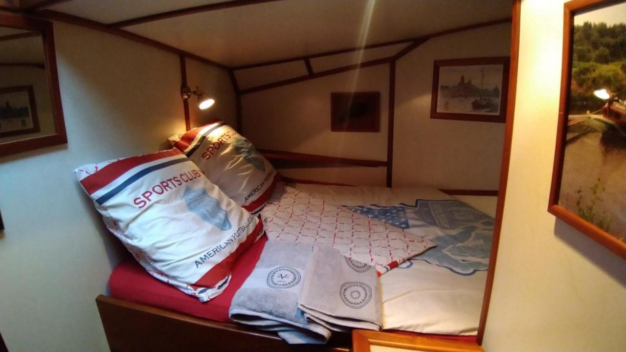 Lisbeth 1902 Hotel Malestroit ภายนอก รูปภาพ